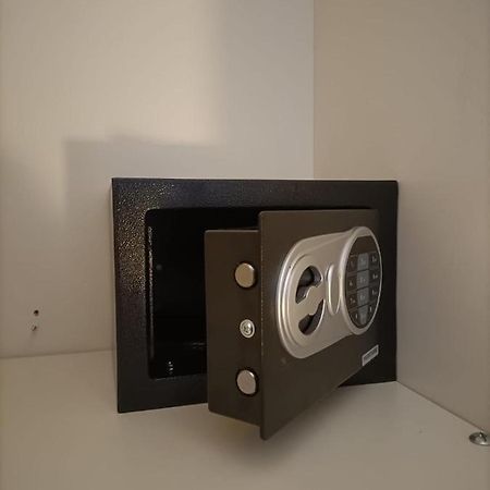 Lagustena Rooms Genoa Bagian luar foto